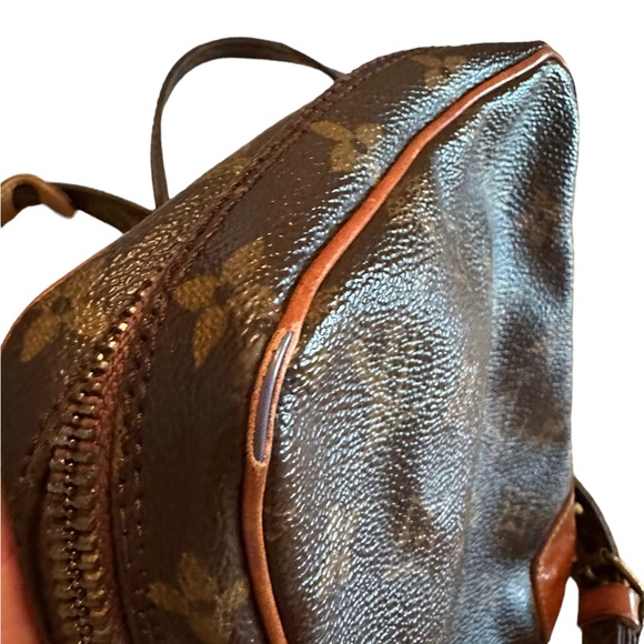 Louis Vuitton Vintage Monogram Danube Shoulder Crossbody PM Bag. COA included - Picture 6 of 14